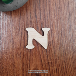 Litera N din lemn